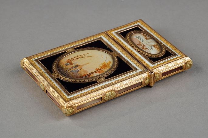 Tablet case in gold and &quot;fixé sous verre&quot; miniatures | MasterArt